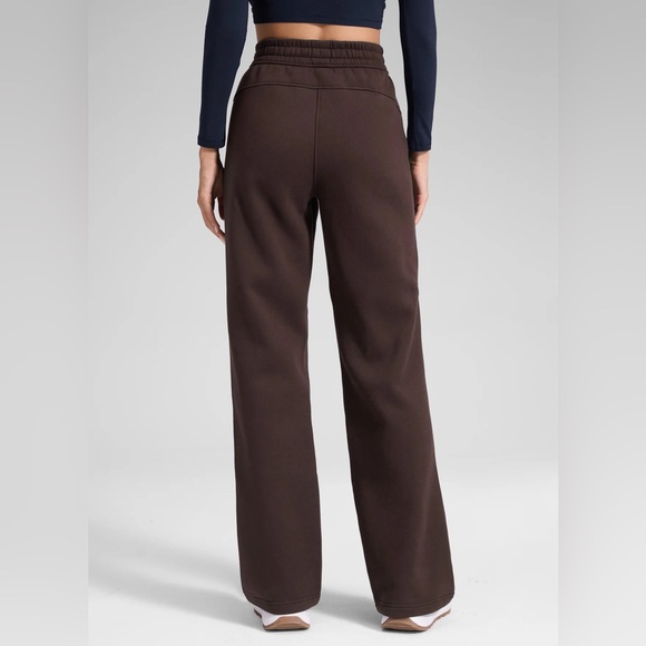 Fleece Straight Leg Lined Sweatpant 32'' - Picture 2 of 6